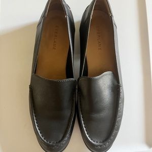 The modern loafer everlane black size 8.5